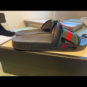 Gucci woman’s slides